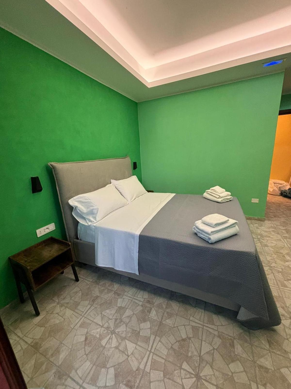 Domus Arco Romano Guest House Itri Exterior photo
