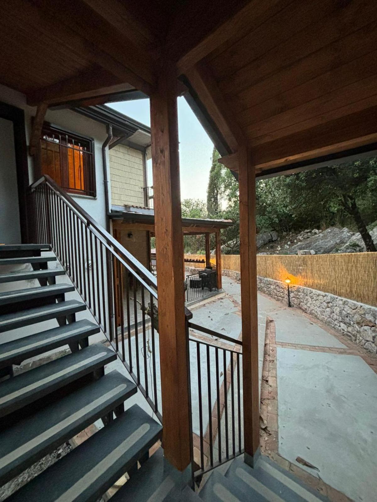 Domus Arco Romano Guest House Itri Exterior photo
