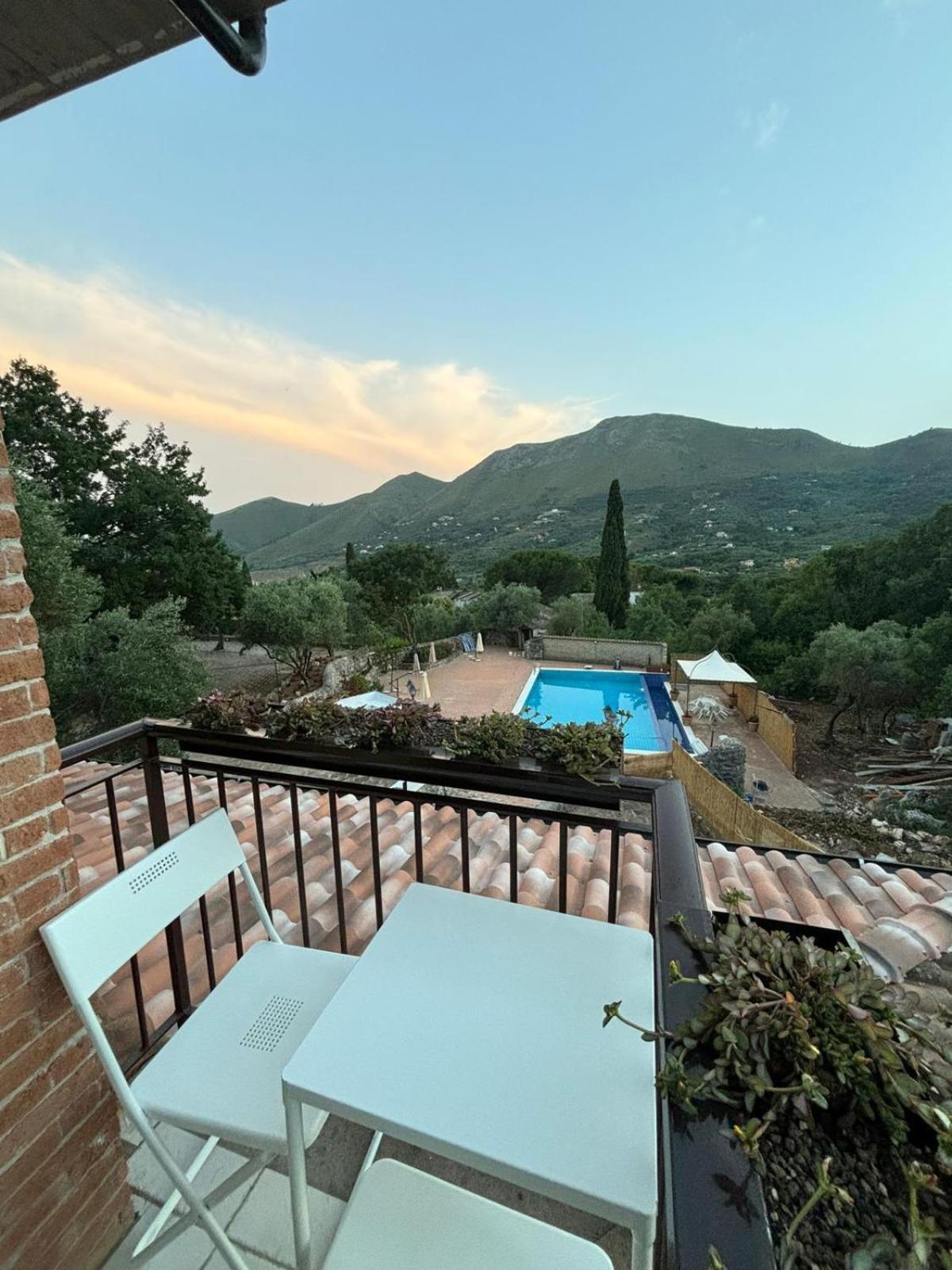 Domus Arco Romano Guest House Itri Exterior photo